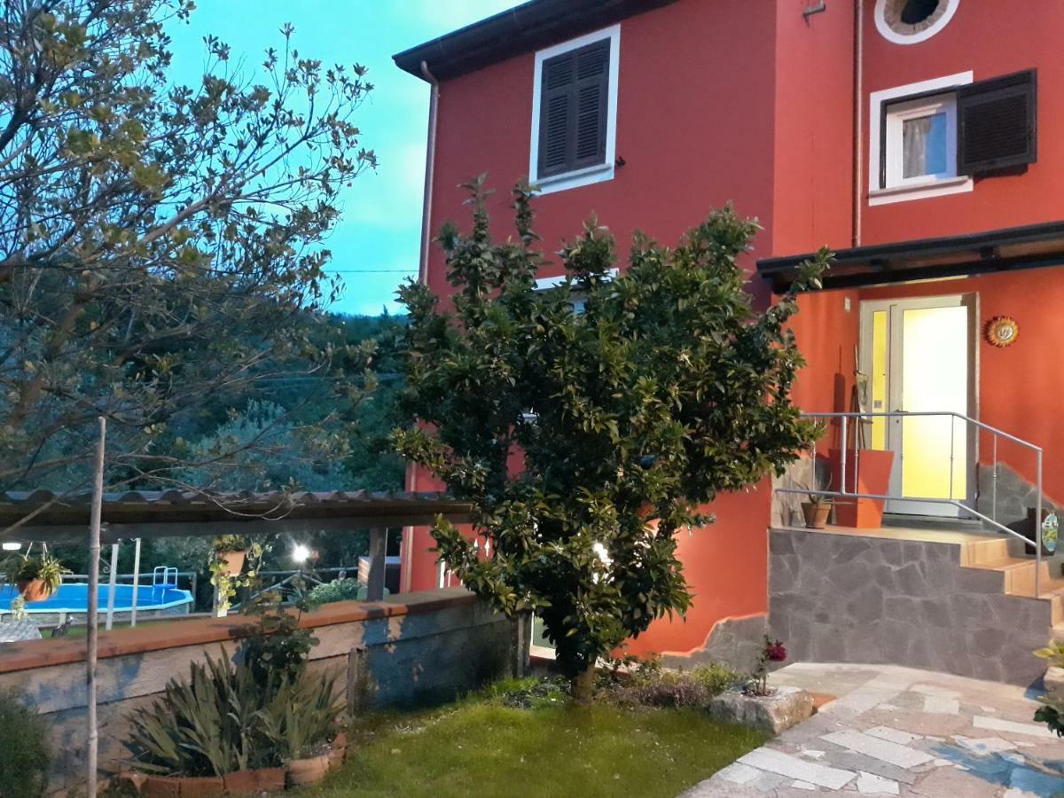Bed and Breakfast Alchimista Bb Borgo Marciano Castelnuovo Magra Esterno foto