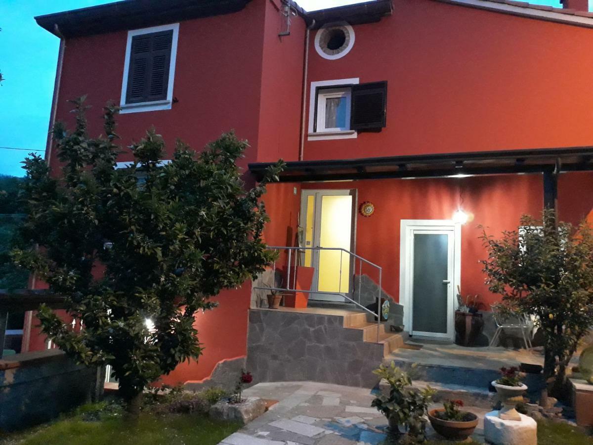 Bed and Breakfast Alchimista Bb Borgo Marciano Castelnuovo Magra Esterno foto